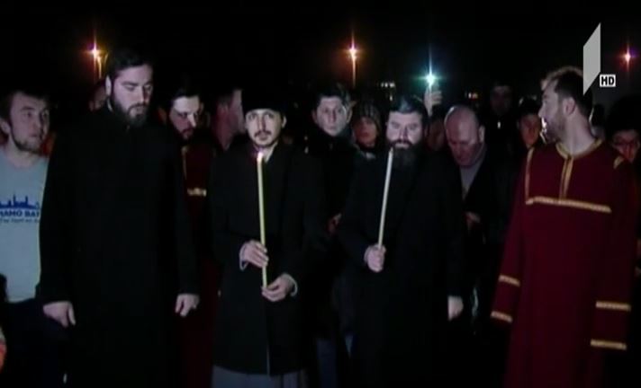 ბათუმში ნათლისღება ტრადიციული შთაფლვის რიტუალით აღინიშნა