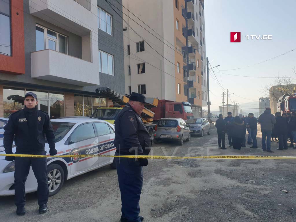 დიდ დიღომში აფეთქების ადგილზე სამხარაულის ექსპერტიზის ბიუროს წარმომადგენლები მივიდნენ