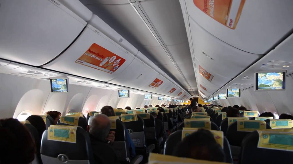 Əlverişsiz havalara görə, Tbilisi-İstanbul reysi təyyarəsi Antaliyaya endi
