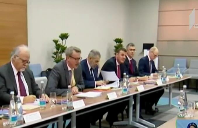 გიორგი გახარია ევროკავშირის დელეგაციის ხელმძღვანელს შეხვდა
