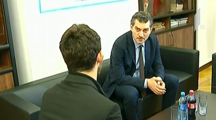 სპორტის კომიტეტის თავმჯდომარე ზურაბ დათუნაშვილს ხვდება