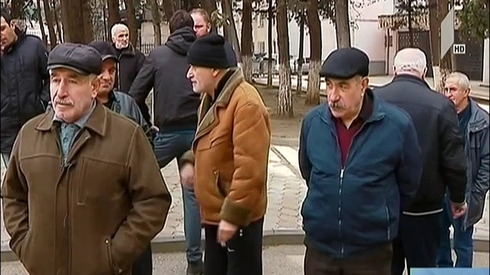 ელმავალმშენებელი ქარხნის თანამშრომელთა პროტესტი