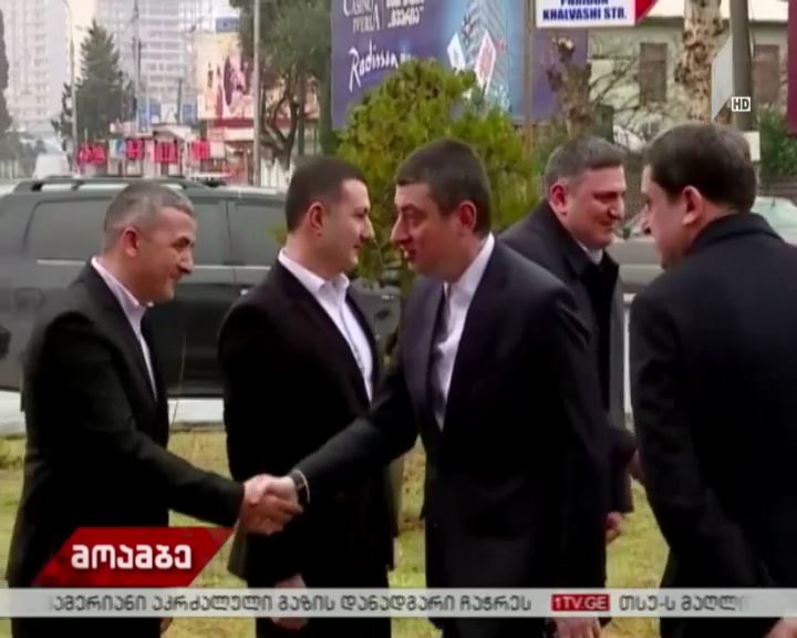 გიორგი გახარია აჭარის პოლიციის დეპარტამენტის თანამშრომლებს შეხვდა