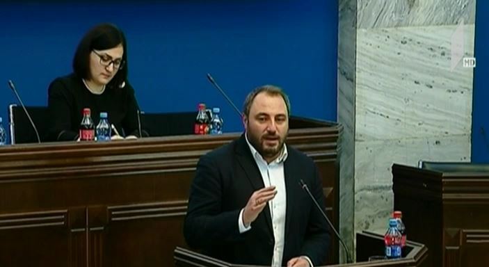 მსჯელობა „დაგროვებითი პენსიის შესახებ“ კანონპროექტზე
