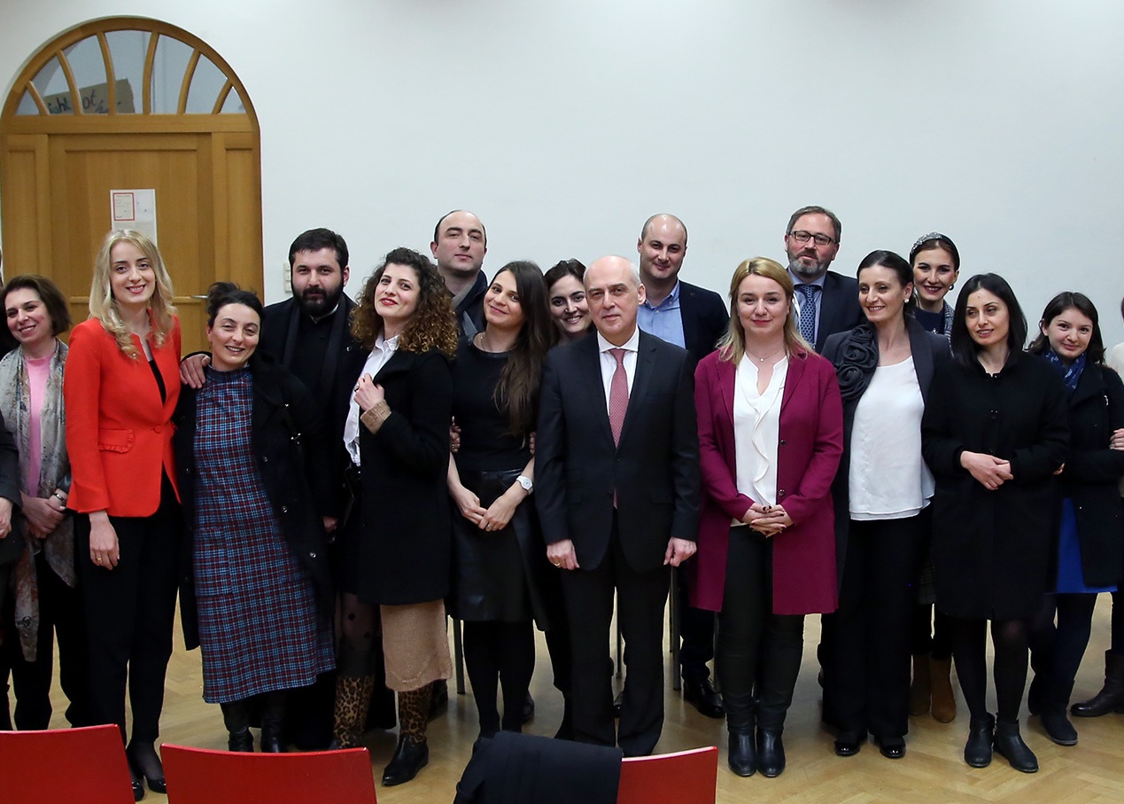 დავით ზალკალიანი მიუნხენში ქართული დიასპორის წარმომადგენლებს შეხვდა