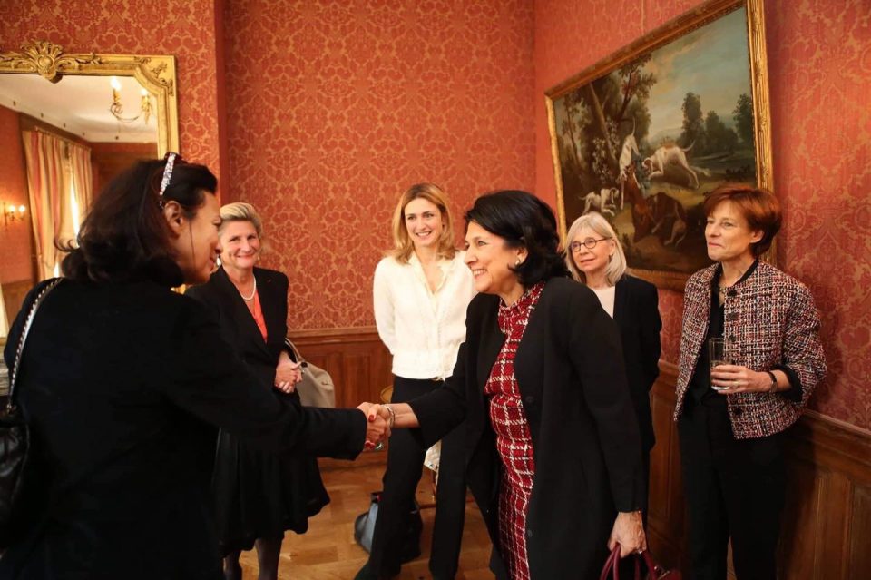 სალომე ზურაბიშვილი პარიზში ლიდერ ქალებს შეხვდა