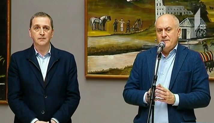 ნიკო ფიროსმანისა და ვან გოგის ნამუშევრები ერთ სივრცეში