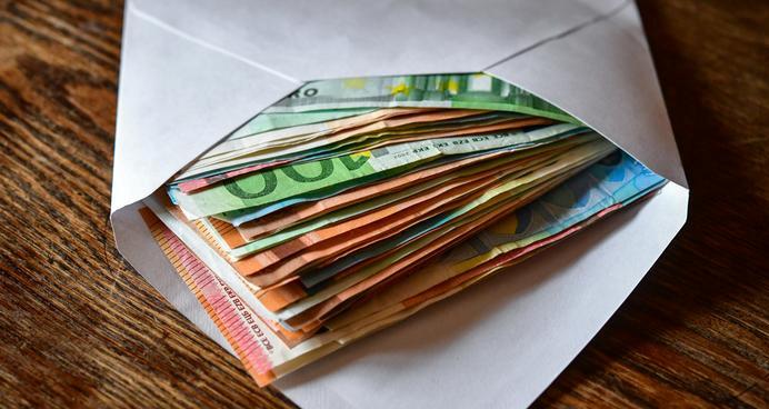 გერმანიაში რუსული ფულის გათეთრების საქმეზე გამოძიების ფარგლებში, 50 მილიონი ევროს ღირებულების ქონება დააყადაღეს