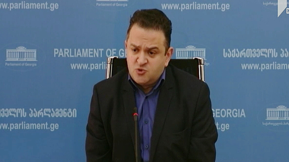 პარლამენტის ახალი კონფიგურაცია