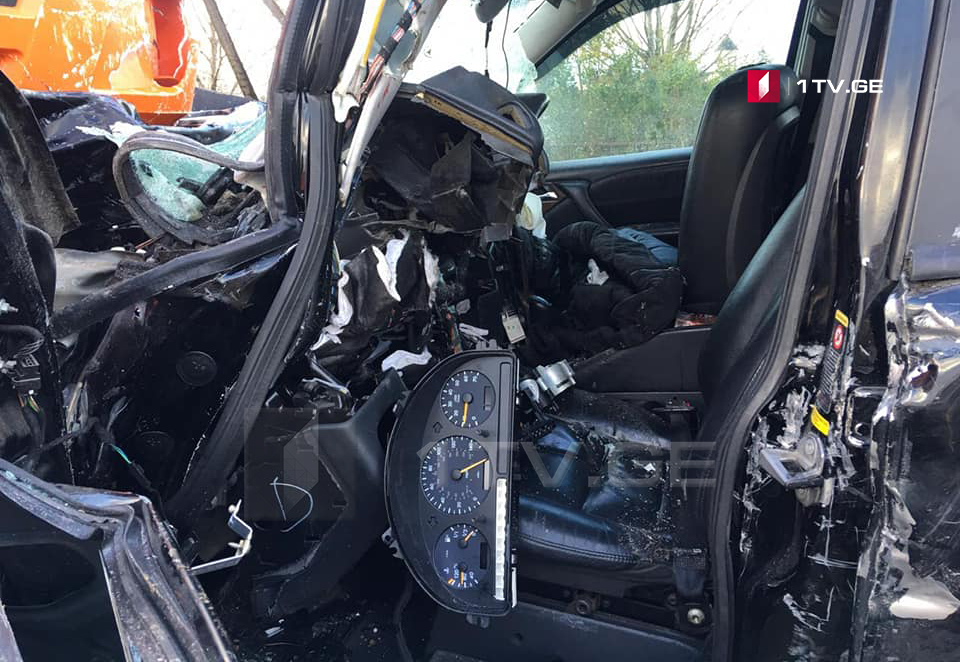 ზუგდიდი-ჯვარი-მესტიის საავტომობილო გზაზე ავარიისას ორი ადამიანი დაიღუპა