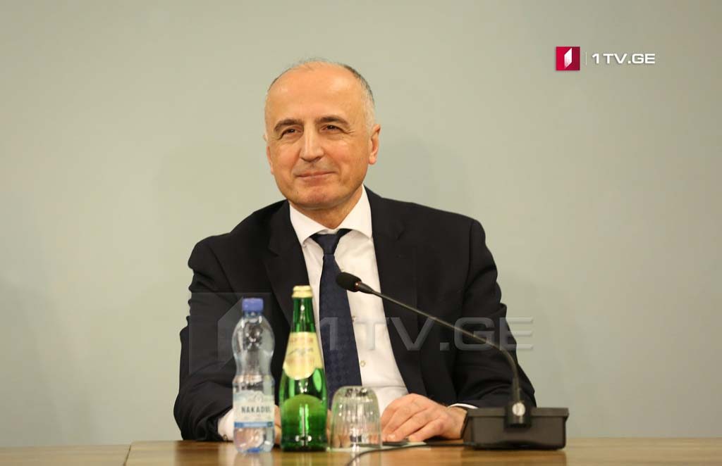 ბადრი ჯაფარიძე უარყოფს ინფორმაციას, თითქოს ბიძინა ივანიშვილი და შს მინისტრი გახარია წილების დათმობას ითხოვდნენ