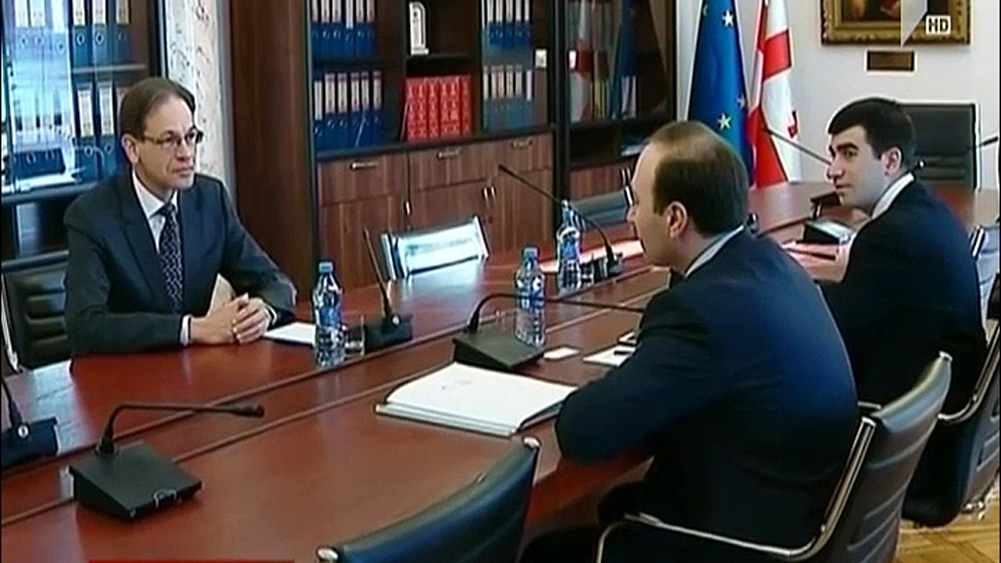 იურიდიულ საკითხთა კომიტეტის თავმჯდომარე გერმანიის ელჩს შეხვდა