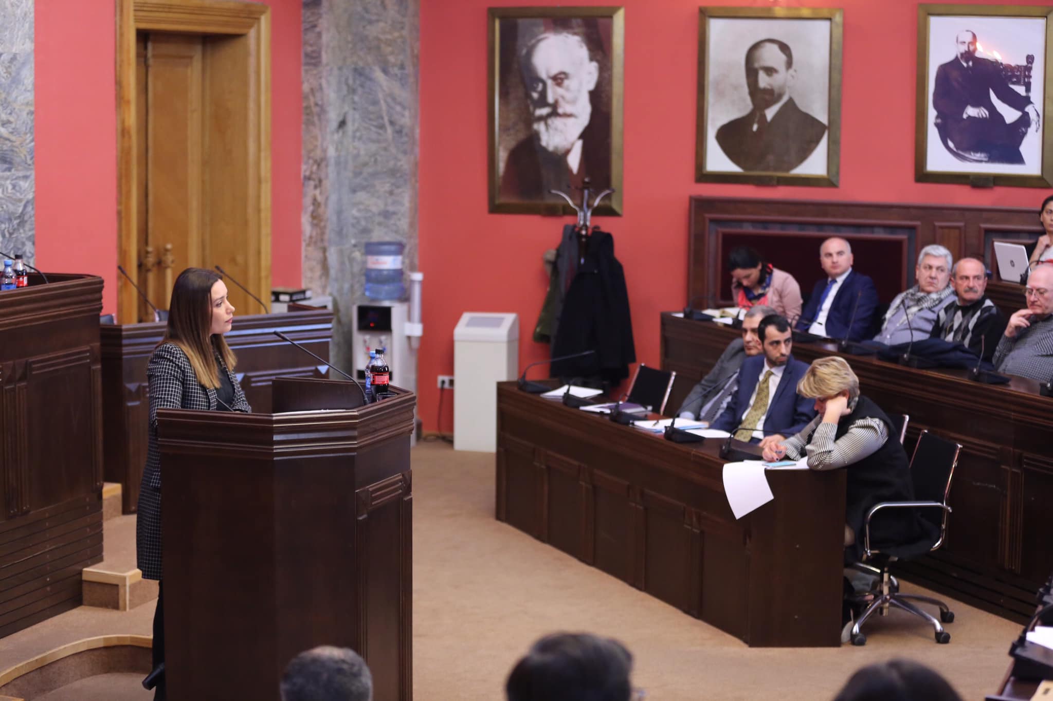 ადმინისტრაციული სახდელისგან გათავისუფლებაზე კანონპროექტს ადამიანის უფლებათა დაცვის კომიტეტში განიხილავენ