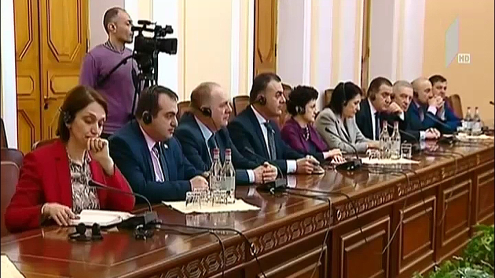 პრეზიდენტის შეხვედრა სომხეთში