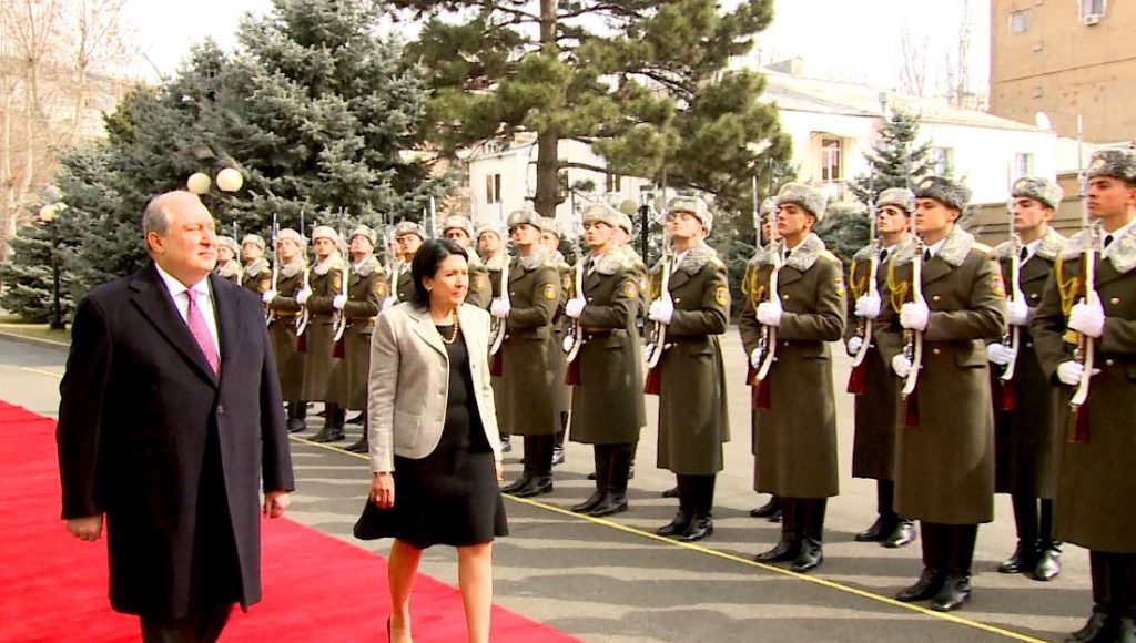 საქართველოს პრეზიდენტმა სომხეთში ოფიციალური ვიზიტი დაასრულა