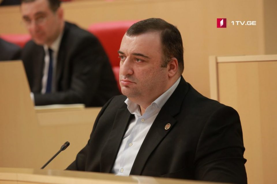 რატი იონათამიშვილი - მიხეილ სააკაშვილი „ნაციონალური მოძრაობის“ საარჩევნო სიაში ბიზნესმენებს ერთგულ წევრებზე წინ აყენებს, რასაც შესაბამისი შედეგი მოჰყვება 