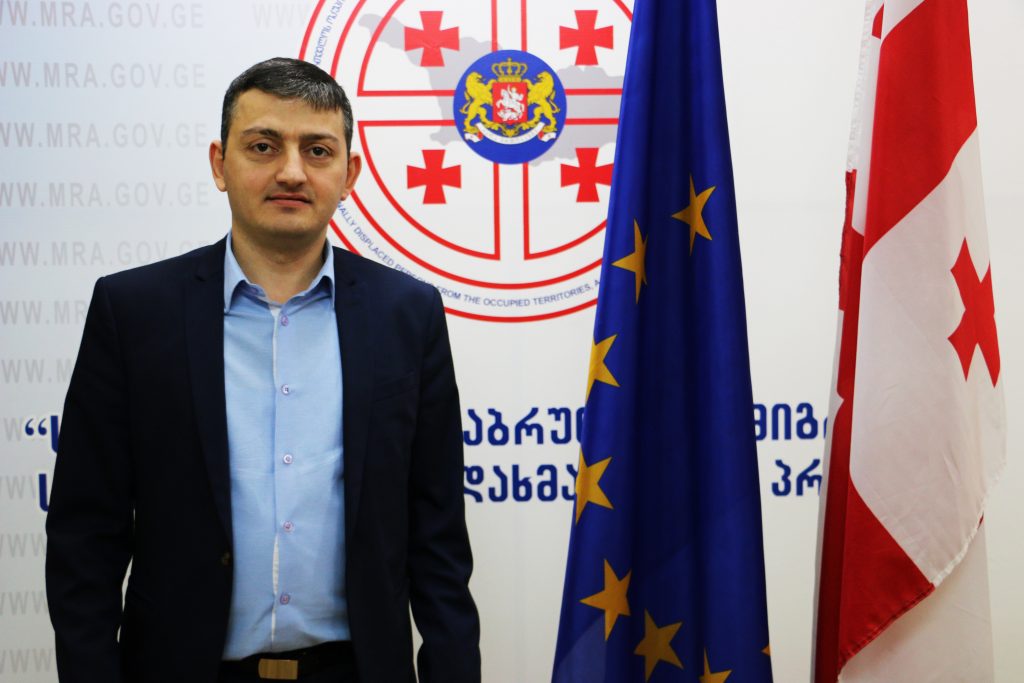 მურად აბლოთია - 2020 წლამდე ახალი საცხოვრებელი ფართი კიდევ ექვსი ათას დევნილ ოჯახს გადაეცემა