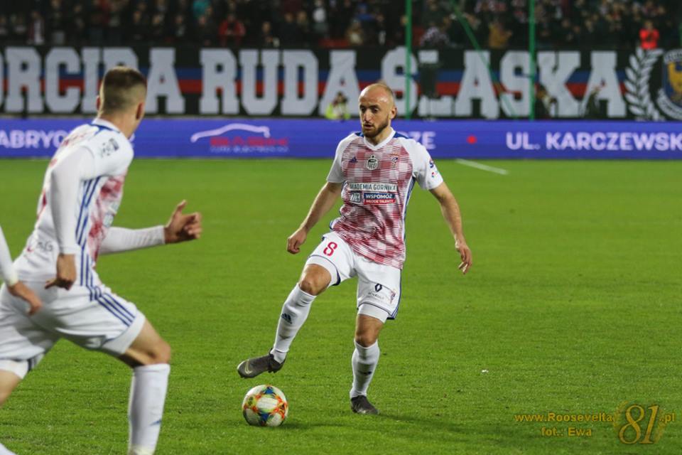 გვილია სიმბოლურში პირველად მოხვდა