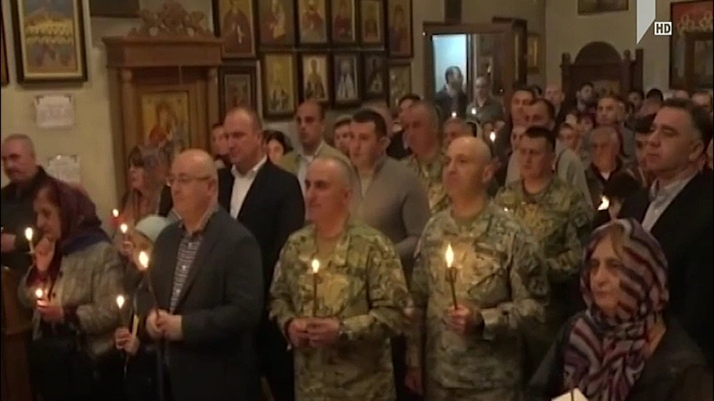 ლევან იზორია სააღდგომო ლიტურგიას დაესწრო
