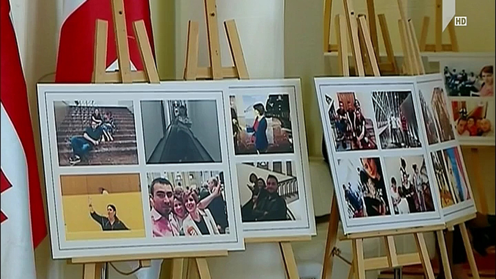 ფოტოგამოფენა პარლამენტში