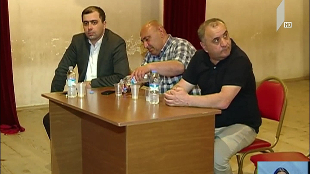 შეხვედრა ხობში