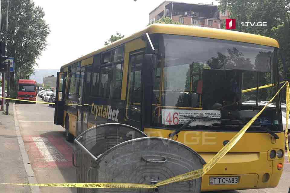 თბილისში ავტობუსის მძღოლი დაჭრეს