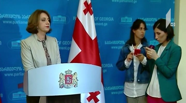 სალომე სამადაშვილი ხელისუფლებას მიმართავს