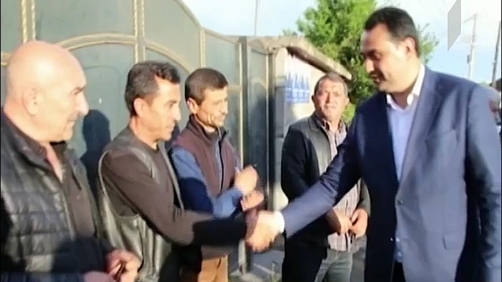 ზაურ დარგალი ამომრჩეველს შეხვდა