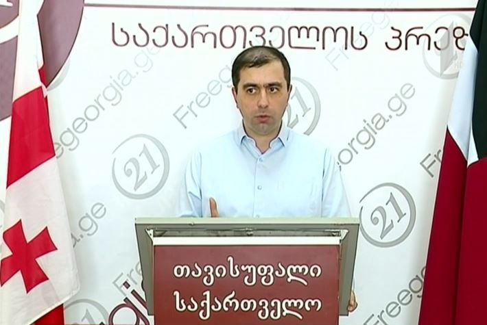 კუკავა „ნაციონალურ მოძრაობას“ „ქართულ ოცნებასთან“ გარიგებაში ადანაშაულებს