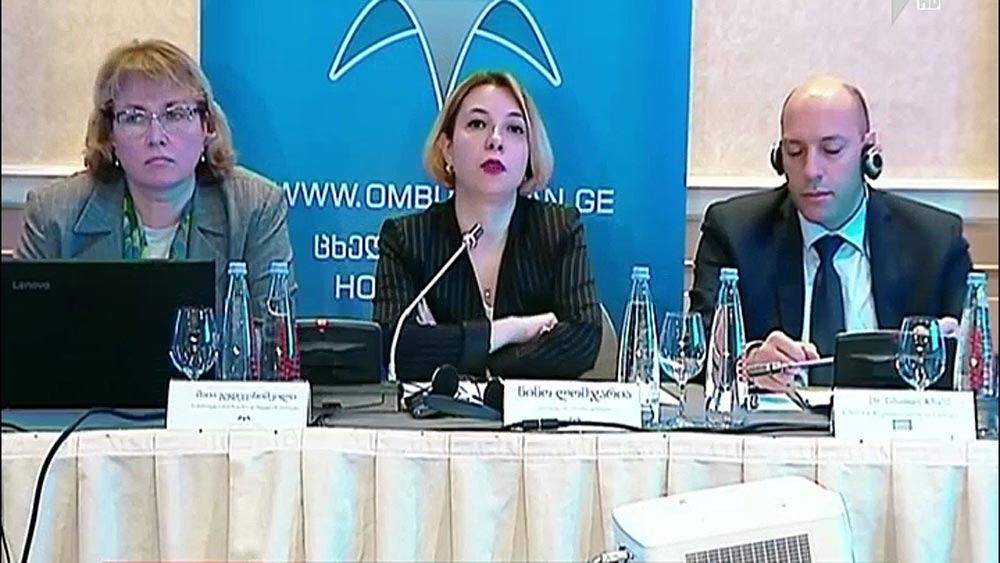 ბავშვთა სიღარიბე და ძალადობა