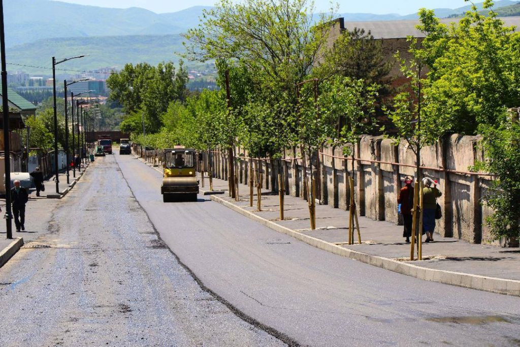 გლდანის რაიონში, ფოცხიშვილის ქუჩის კაპიტალური რეაბილიტაცია სრულდება