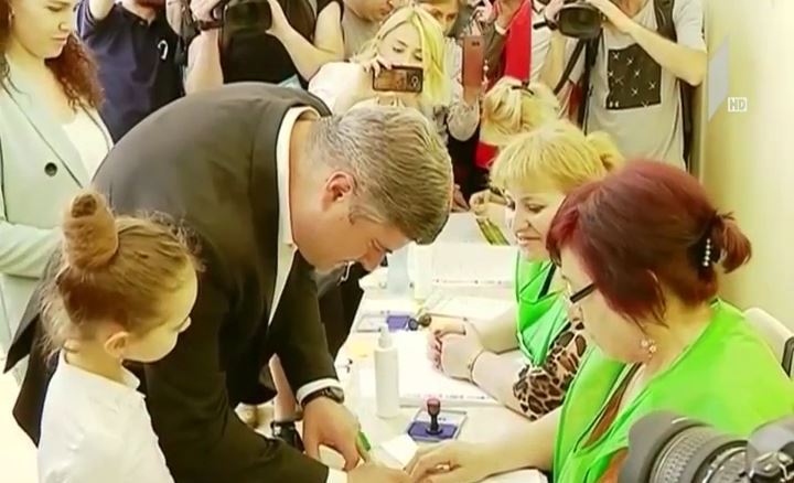 ზუგდიდში რამდენიმე კანდიდატმა არჩევნებზე ხმა მისცა