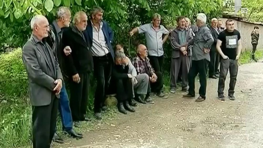 აღაიანში მოკლული შვიდი თვის ბავშვი დაკრძალეს