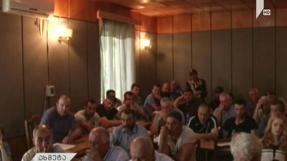 შეხვედრა ახმეტის მერიაში