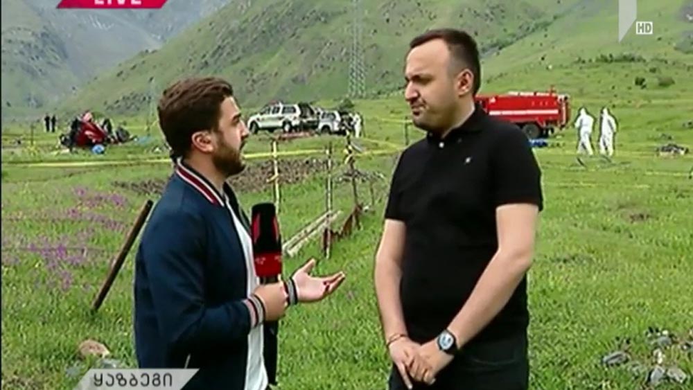 რა ვითარებაა ყაზბეგში, ავიაკატასტროფის ადგილზე