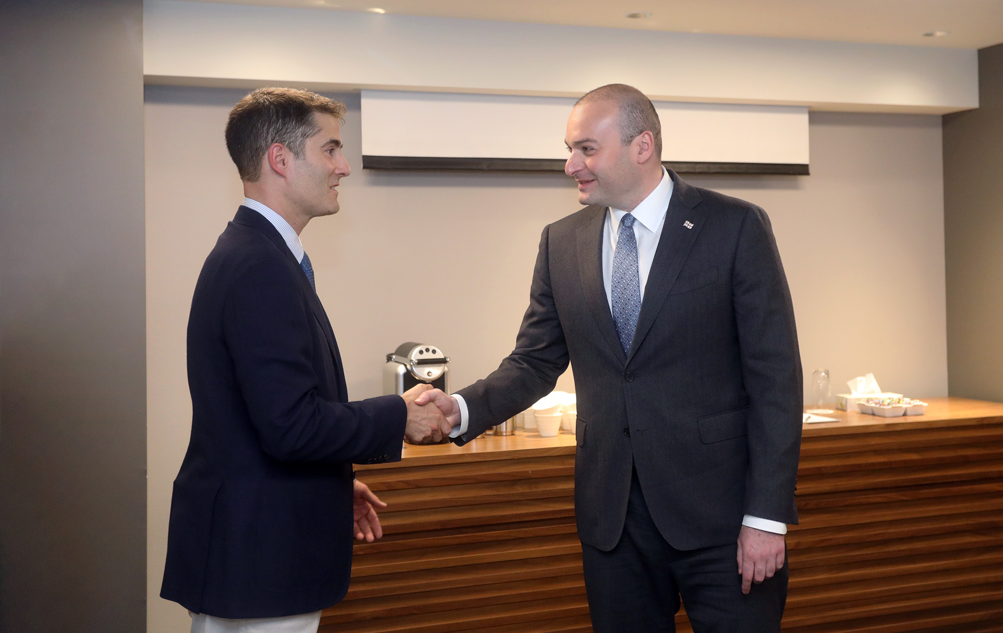 მამუკა ბახტაძე მონრეალში ამერიკის საერთაშორისო ეკონომიკური ფორუმის პრეზიდენტს შეხვდა