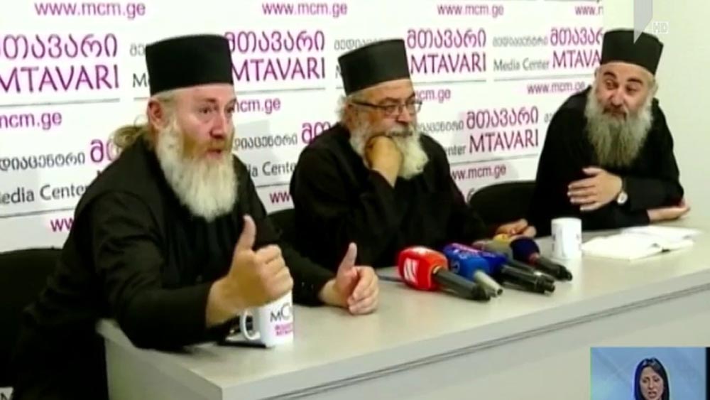 სასულიერო პირები მთავრობას მიმართავენ