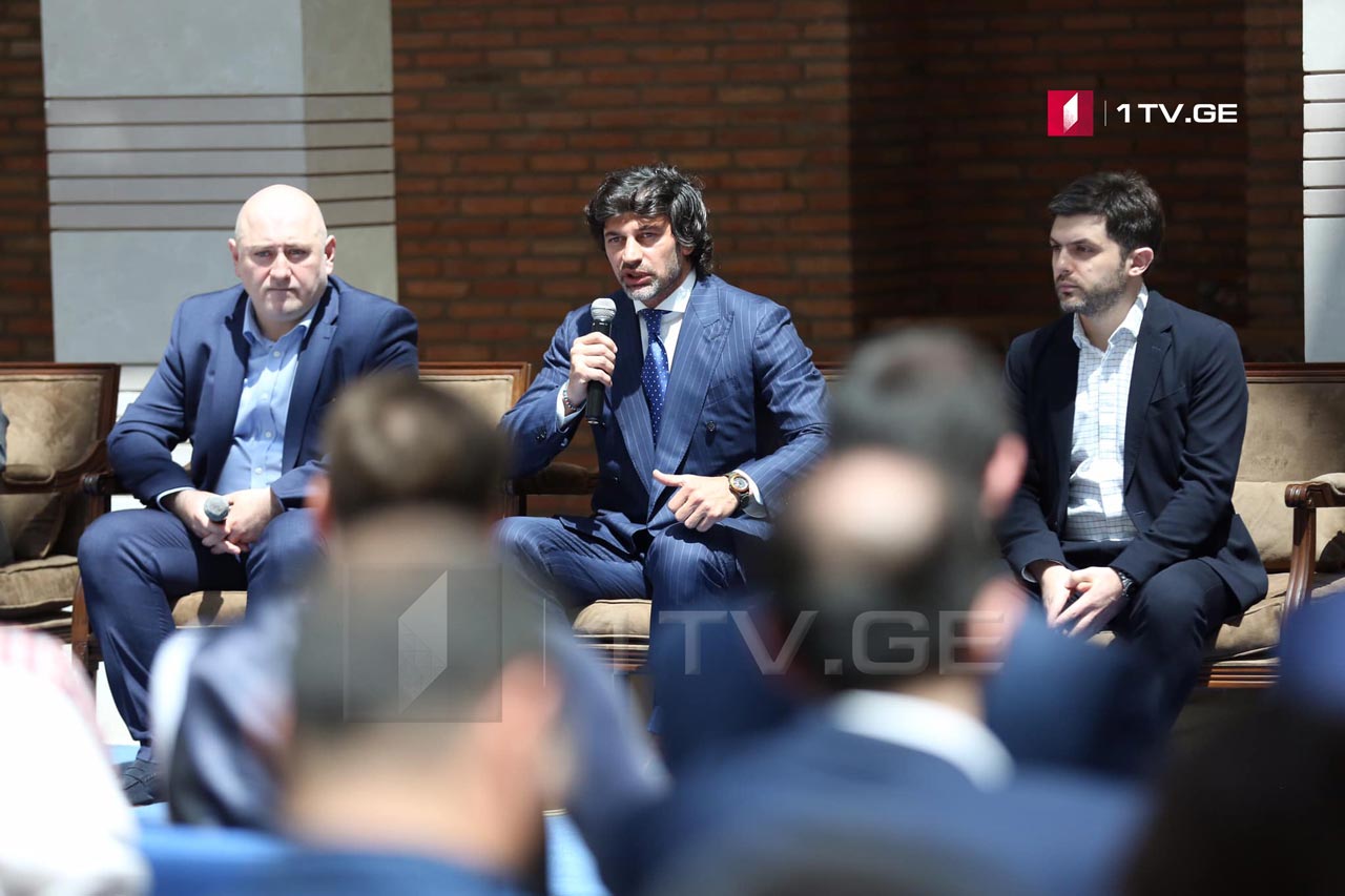 მშენებლობებზე უსაფრთხოების ახალ რეგულაციებთან დაკავშირებით დეველოპერებთან შეხვედრა მიმდინარეობს