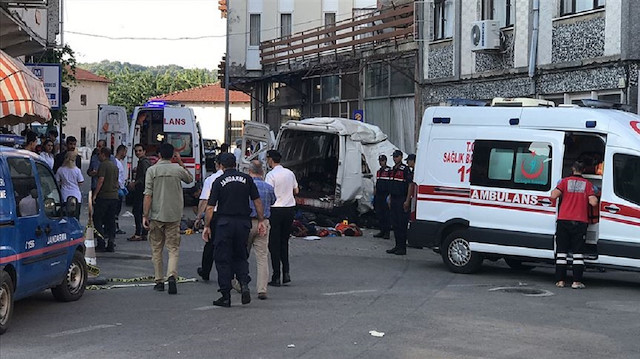 თურქეთში ავარიისას ათი ადამიანი დაიღუპა
