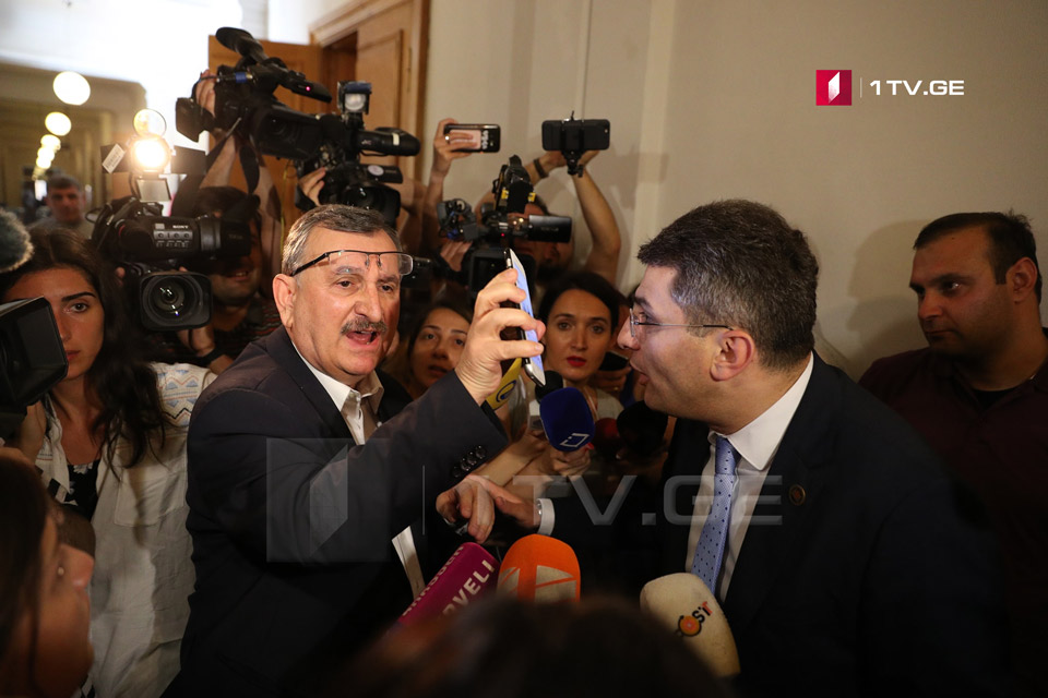 რომან გოცირიძე აცხადებს, რომ პროკურატურას ნიკა მელიას წინააღმდეგ ცრუ მოწმეები ჰყავს - კამათი გოცირიძესა და მდინარაძეს შორის [ფოტო, ვიდეო]