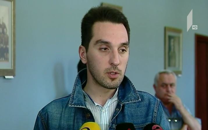 შეხვედრა ფოლკლორის ცენტრში