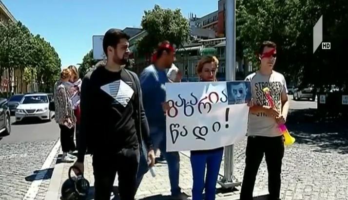გაერთიანებული ოპოზიცია აქცია-პერფორმანსს მართავს
