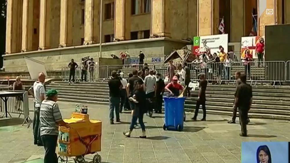 ვითარება რუსთაველზე