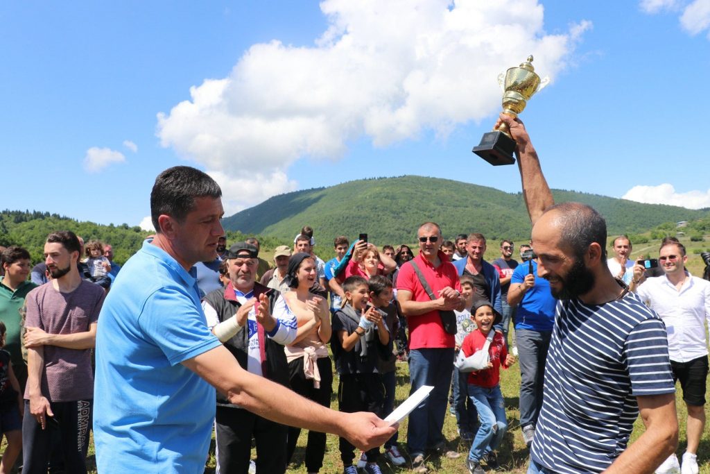 რაჭაში, სოფელ ნოკორწმინდაში წლების შემდეგ დოღი გაიმართა