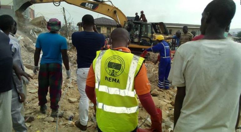 ნიგერიაში შენობის ჩამონგრევის შედეგად 12 ადამიანი დაიღუპა, ოთხი კი დაშავდა