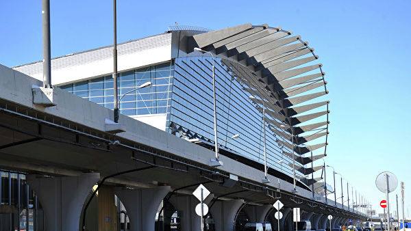მოსკოვი-პრაღის რეისის თვითმფრინავმა „ვნუკოვოს“ აეროპორტში საგანგებო დაშვება განახორციელა