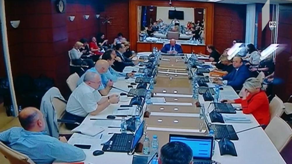 გასაუბრება მოსამართლეობის კანდიდატებთან