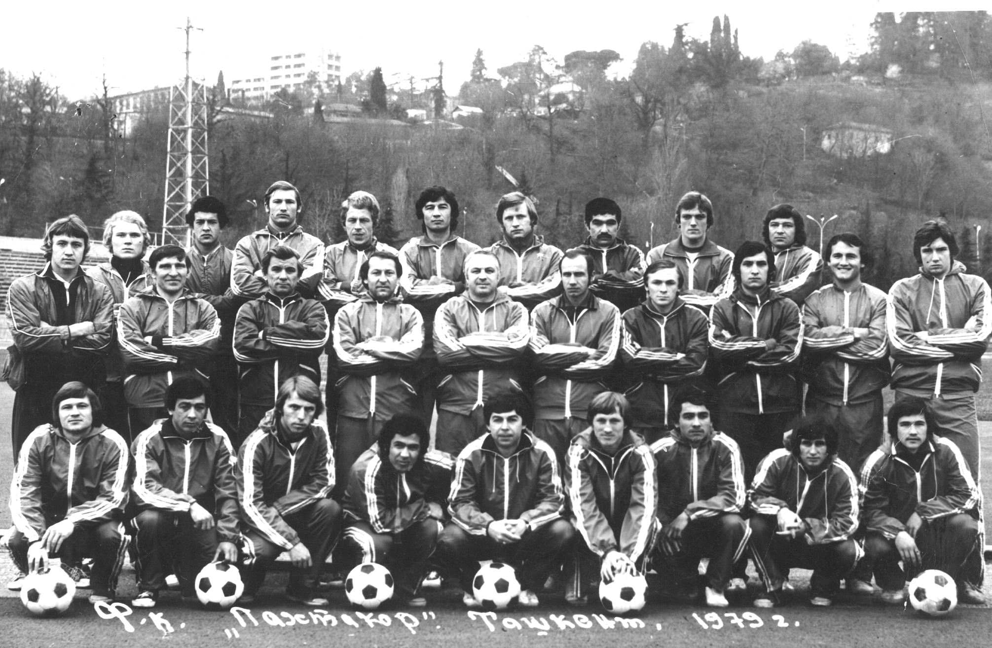 უზბეკეთში „ფახთაქორის“ ტრაგიკულად დაღუპულ ფეხბურთელებს გაიხსენებენ