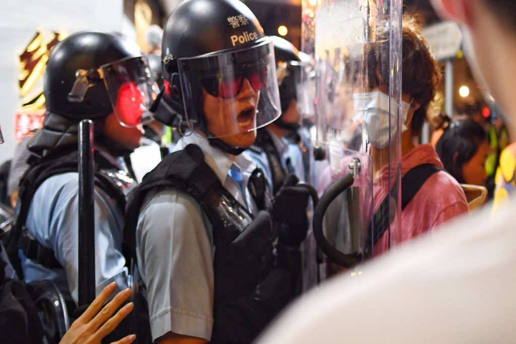 ჰონგ-კონგში პოლიციამ დემონსტრანტების წინააღმდეგ ძალა კიდევ ერთხელ გამოიყენა