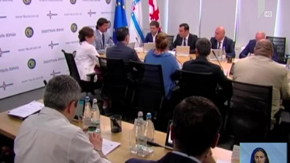 თბილისის მერიაში მთავრობის სხდომა მიმდინარეობს